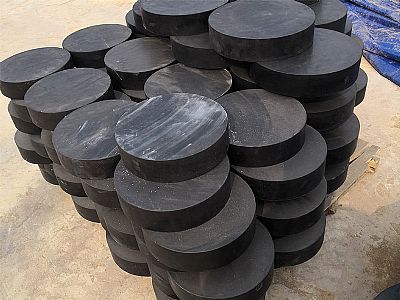 道真县板式橡胶支座由若干层橡胶片与薄钢板经加压硫化